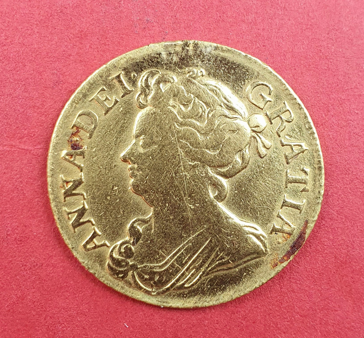 Queen Gold Guinea, 1708